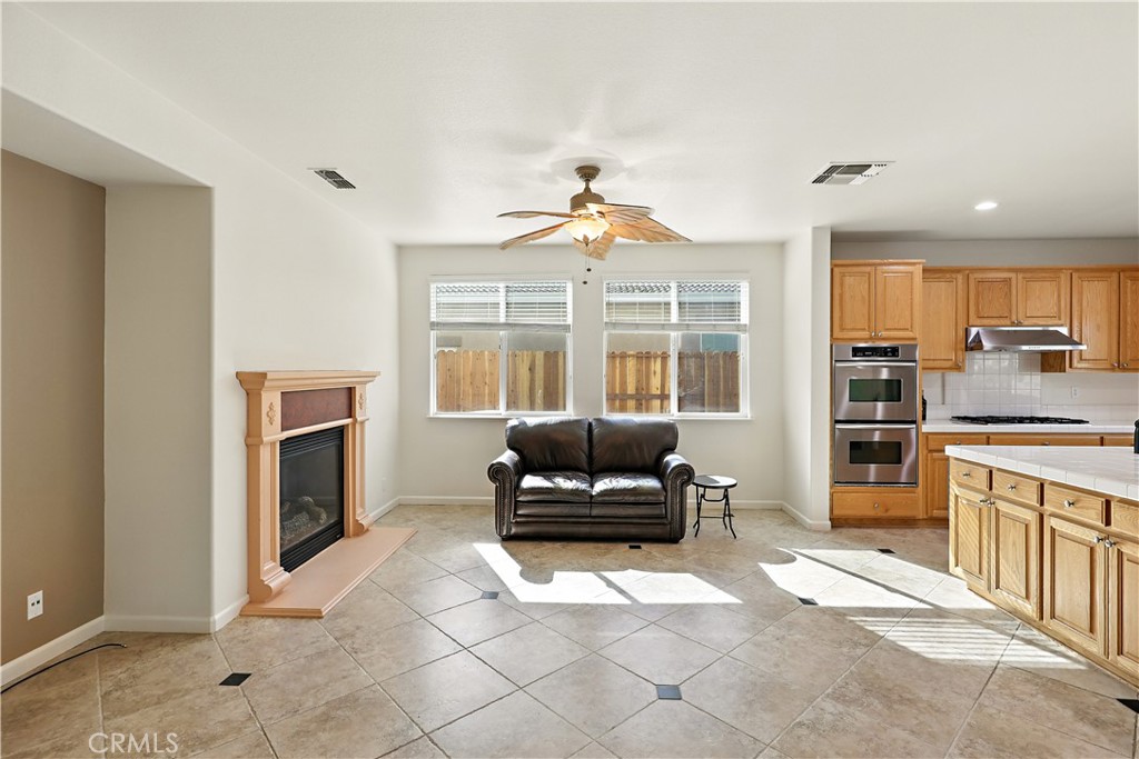 14510 Spyglass Cir, Chowchilla, CA 93610