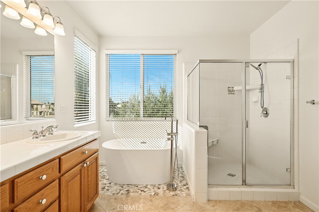 14510 Spyglass Cir, Chowchilla, CA 93610