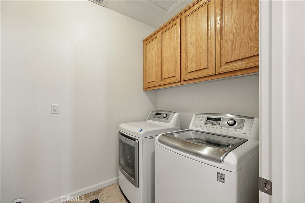 14510 Spyglass Cir, Chowchilla, CA 93610