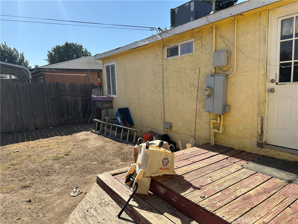 1105 Orange Ave, Chowchilla, CA 93610