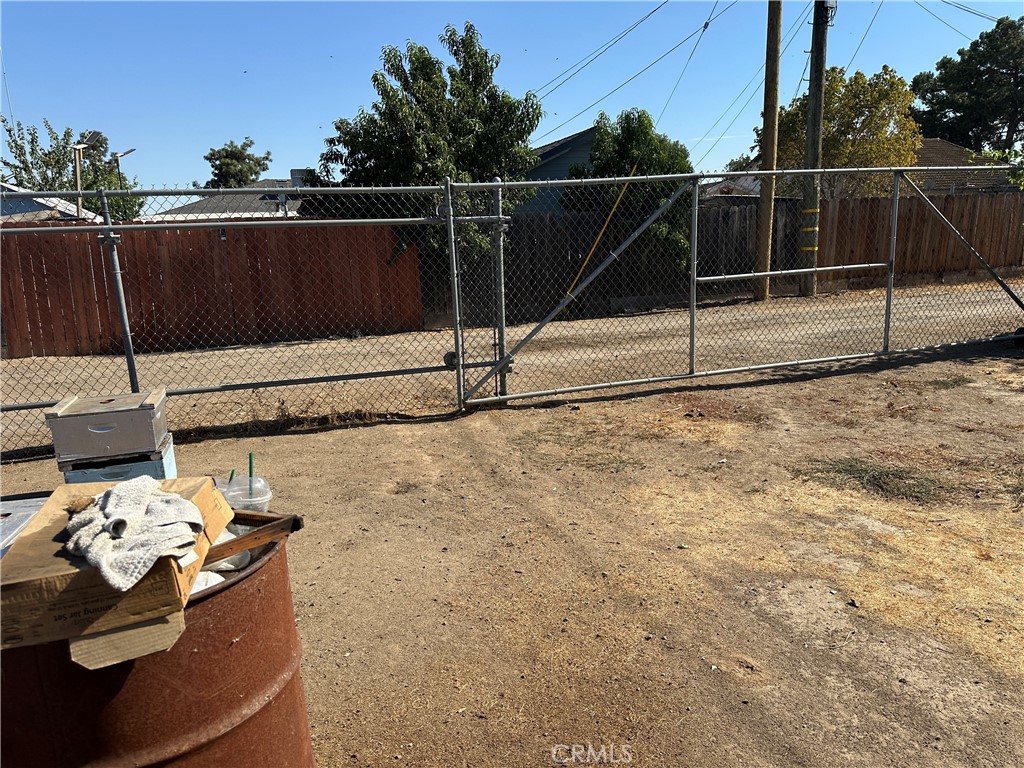1105 Orange Ave, Chowchilla, CA 93610