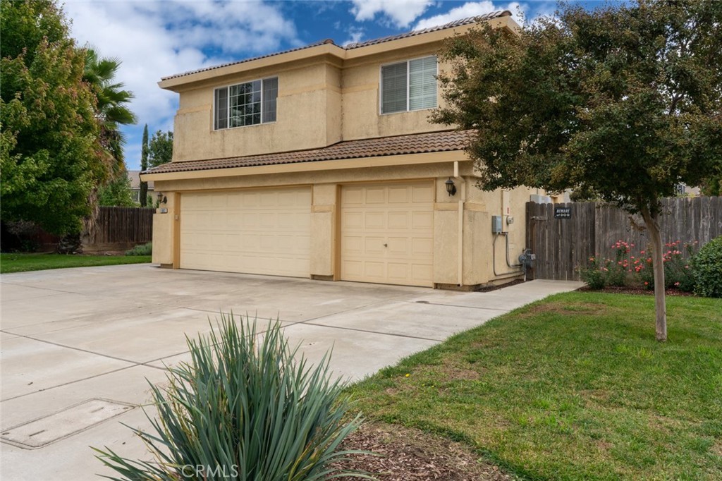 11007 Malibu, Chowchilla, CA 93610