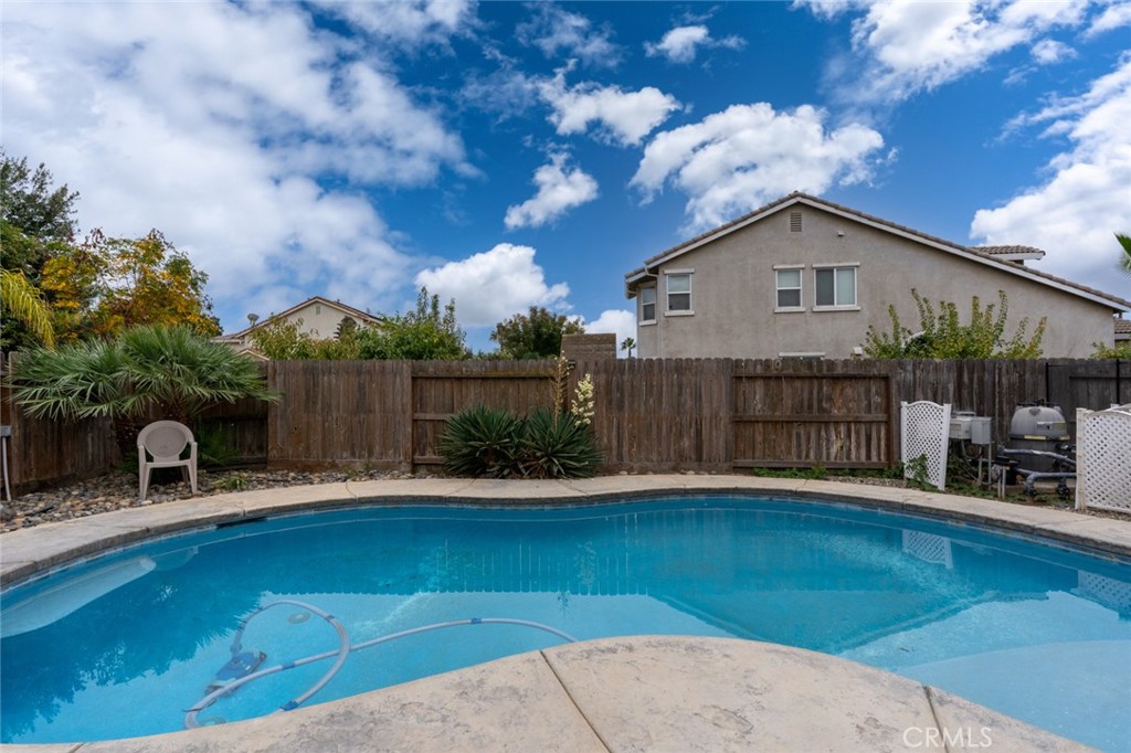 11007 Malibu, Chowchilla, CA 93610