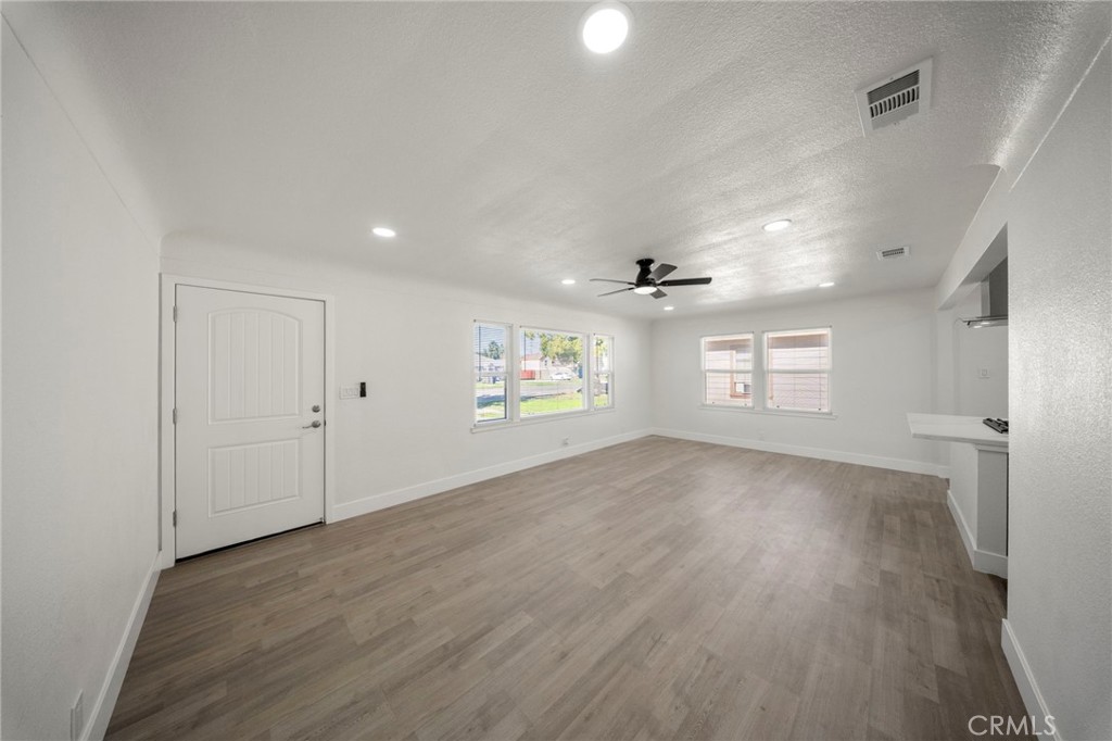 1017 Kings Ave, Chowchilla, CA 93610