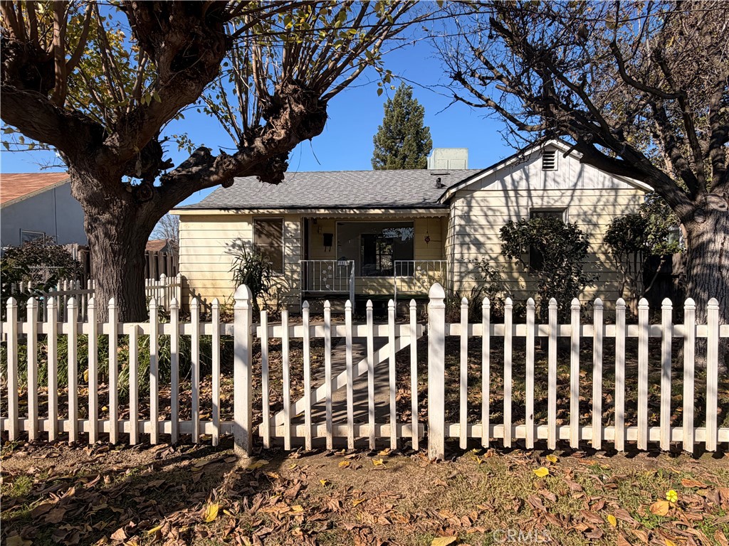 1116 Sonoma, Chowchilla, CA 93610