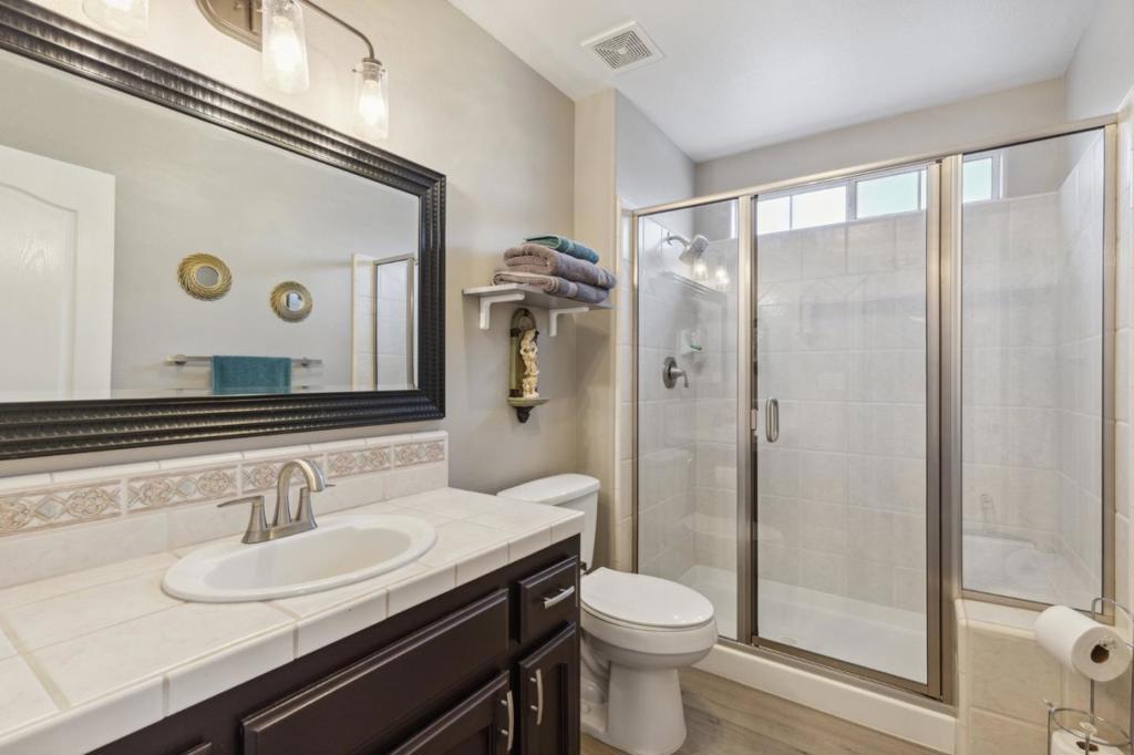 7355 Edgewater St, Chowchilla, CA 93610