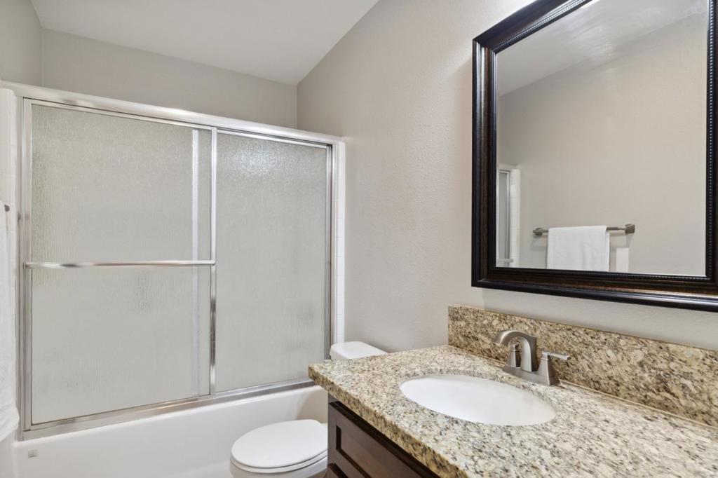 22356 Arnott Dr, Chowchilla, CA 93610