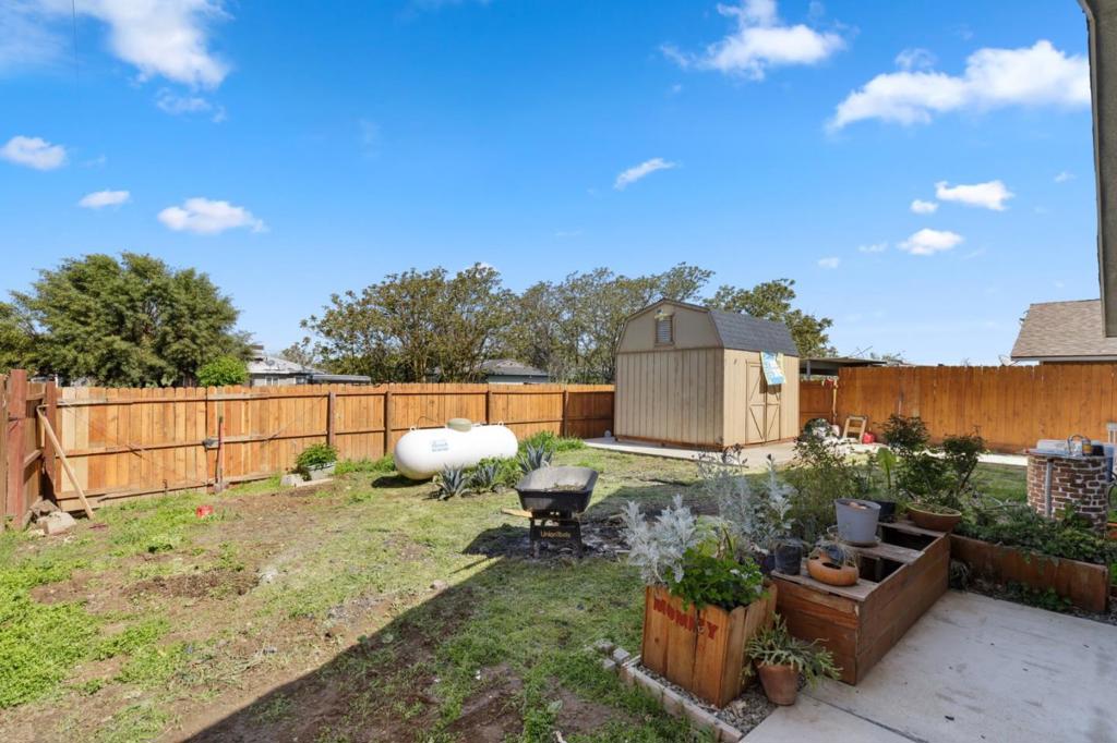 22356 Arnott Dr, Chowchilla, CA 93610