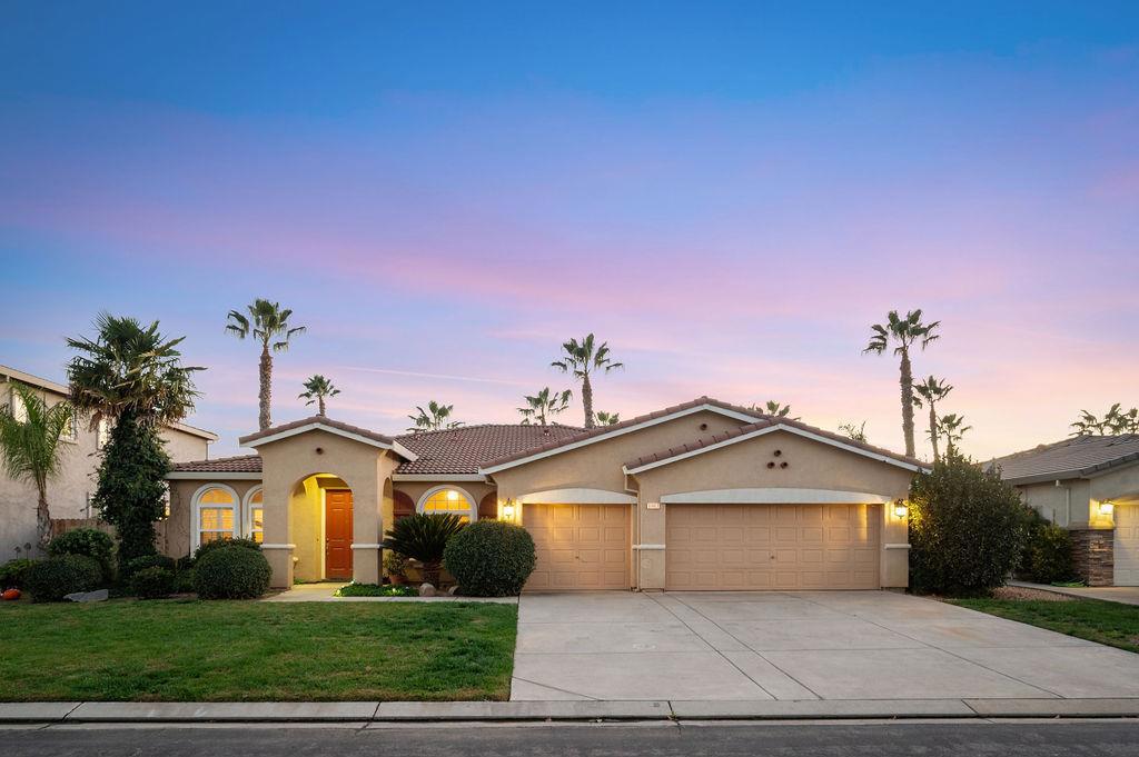 11447 Mirage Dr, Chowchilla, CA 93610