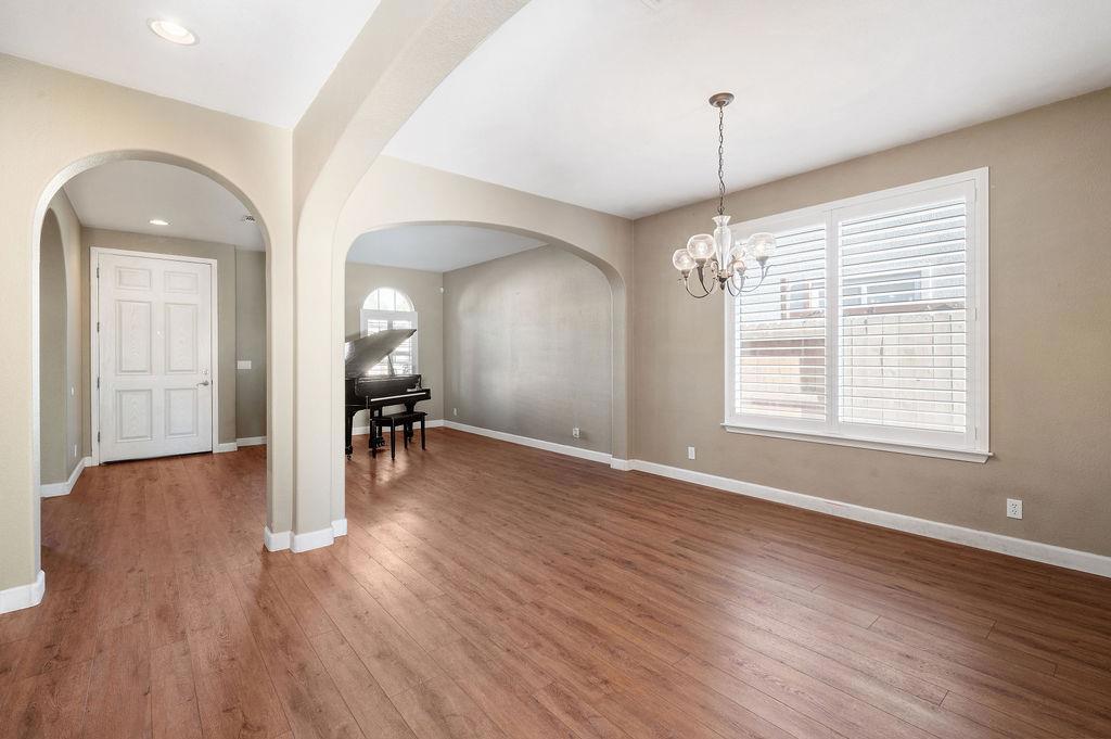 11447 Mirage Dr, Chowchilla, CA 93610