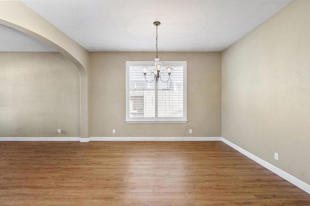 11447 Mirage Dr, Chowchilla, CA 93610