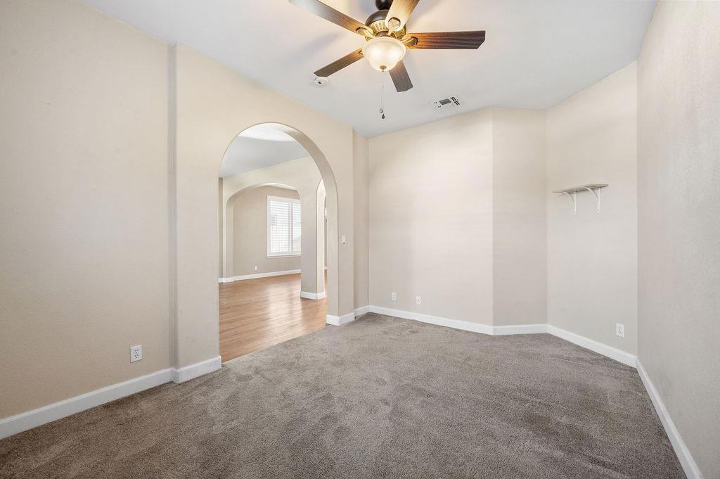 11447 Mirage Dr, Chowchilla, CA 93610