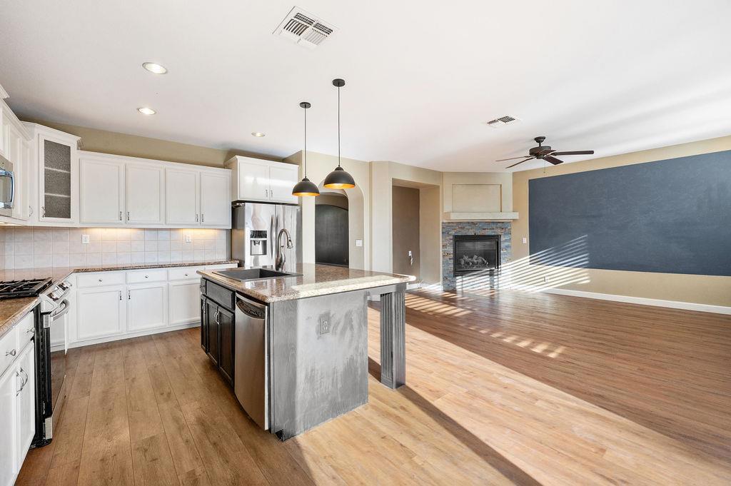 11447 Mirage Dr, Chowchilla, CA 93610