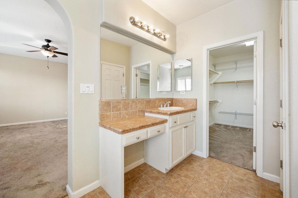 11447 Mirage Dr, Chowchilla, CA 93610