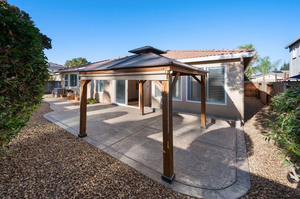 11447 Mirage Dr, Chowchilla, CA 93610