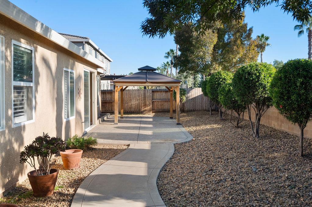 11447 Mirage Dr, Chowchilla, CA 93610