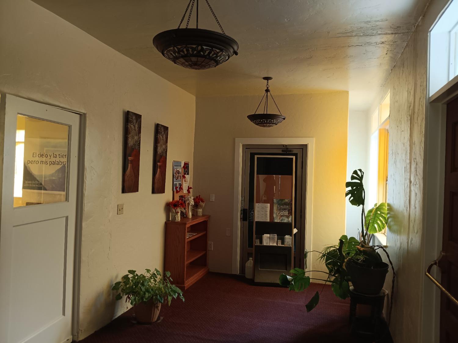 260 N 6th Street, Chowchilla, CA 93610