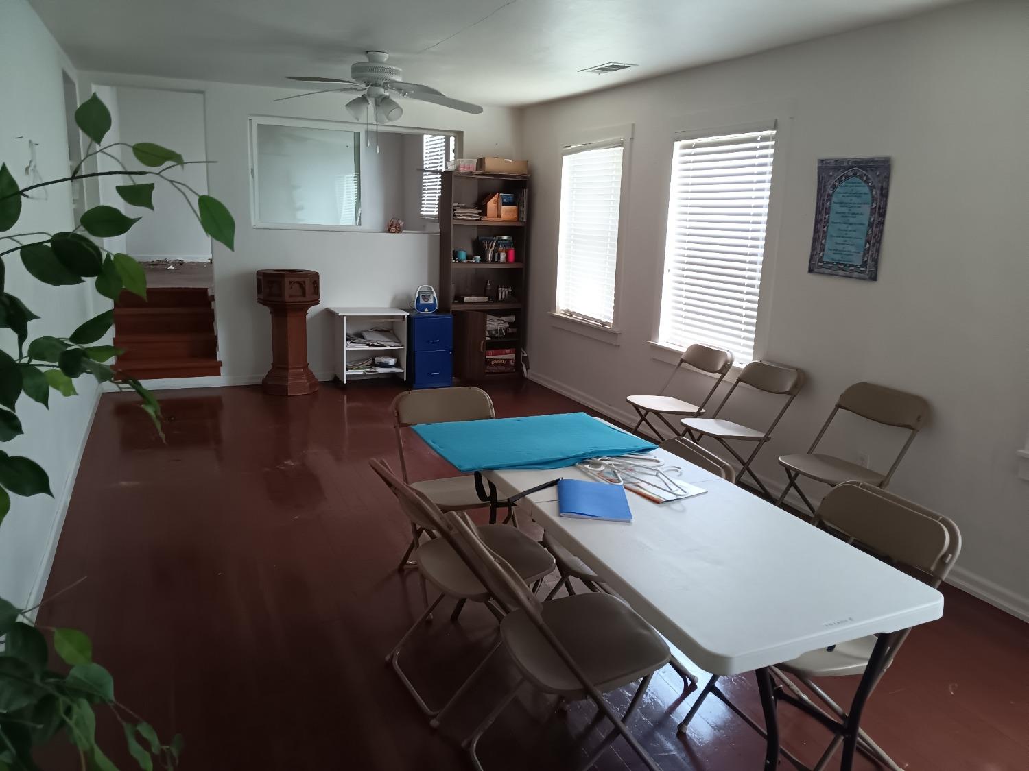260 N 6th Street, Chowchilla, CA 93610