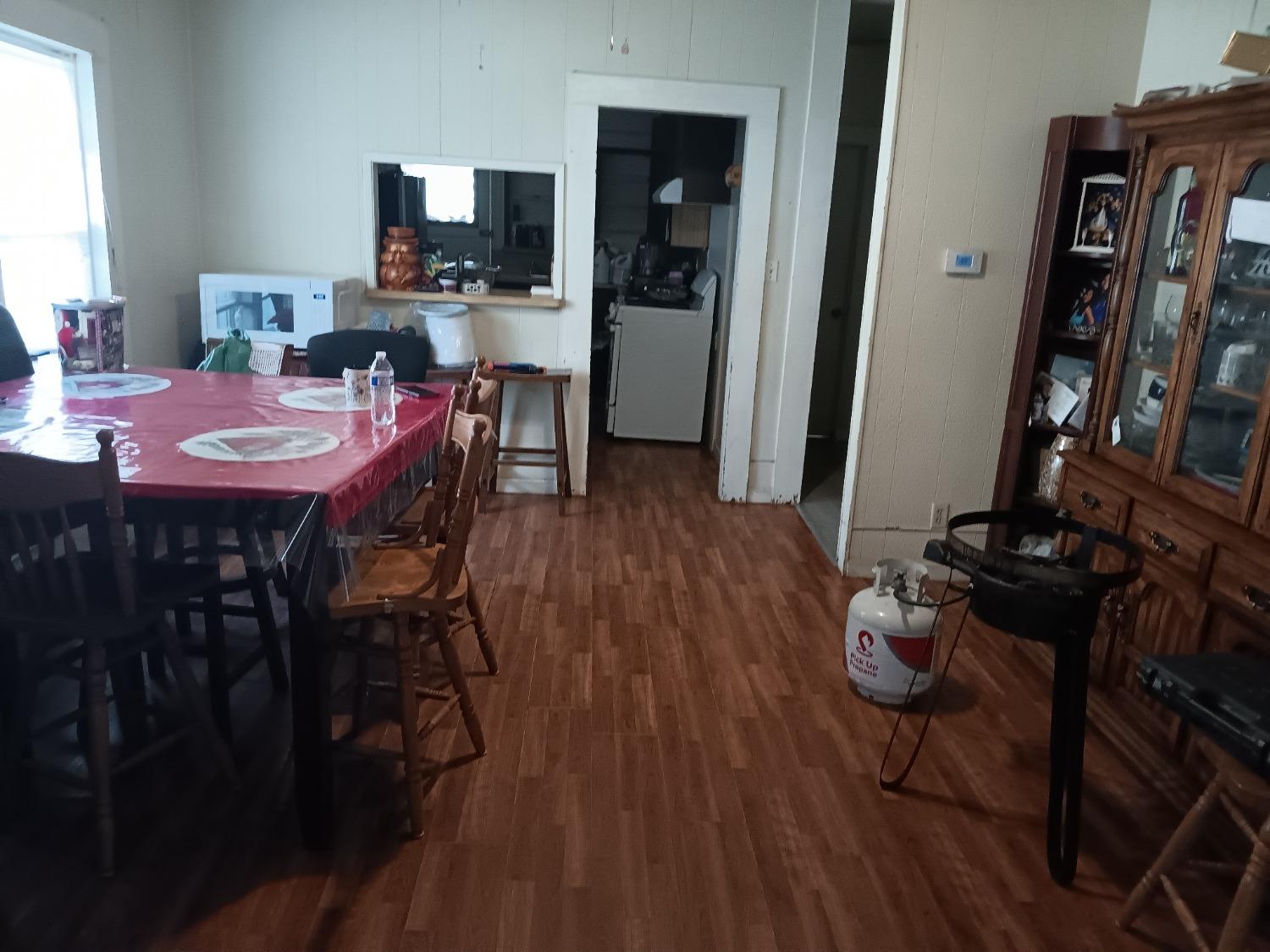 260 N 6th Street, Chowchilla, CA 93610