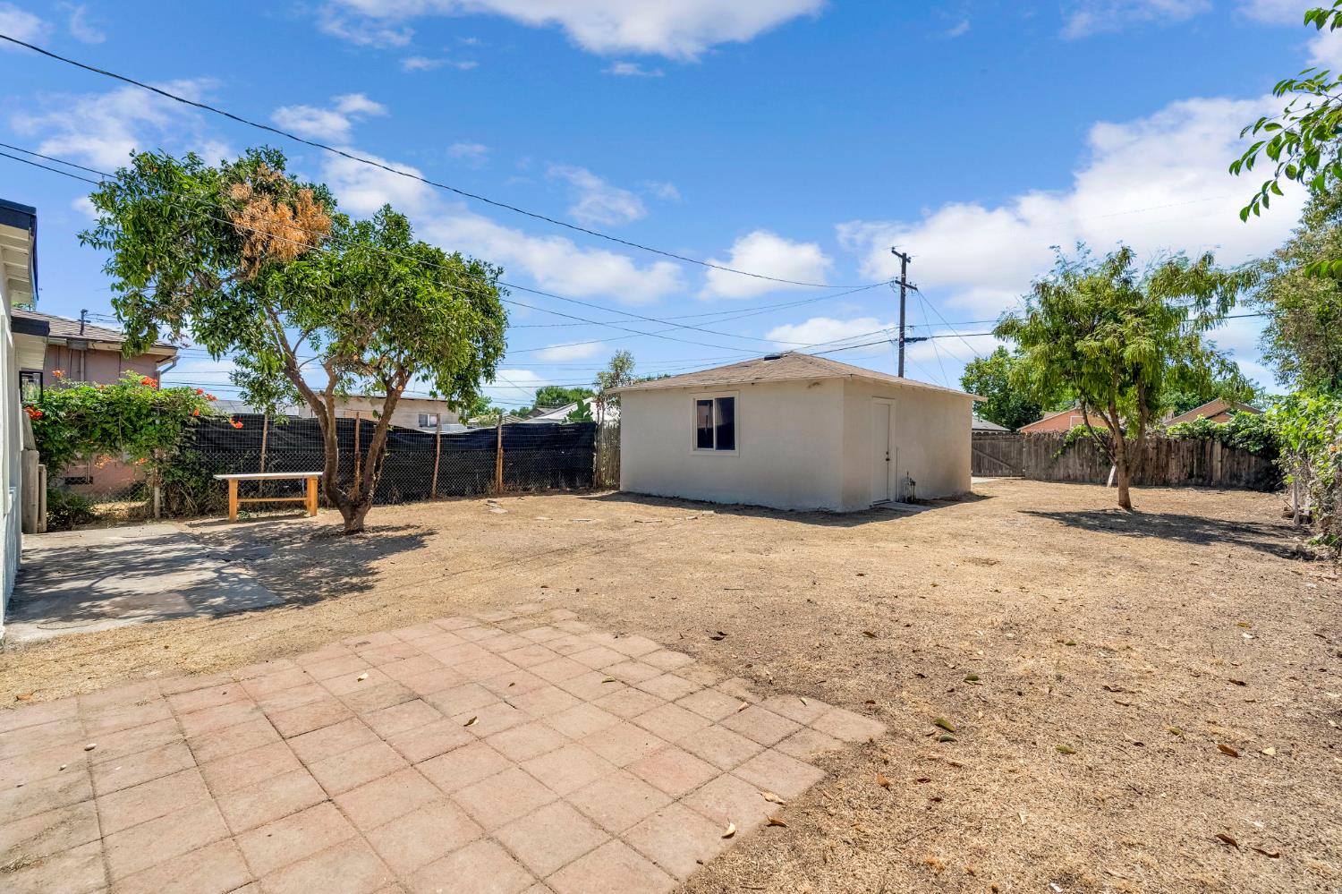 1317 Trinity Ave, Chowchilla, CA 93610