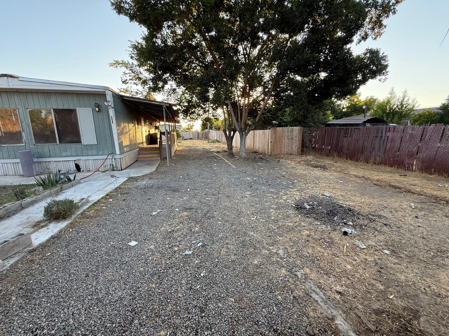 22674 Elm St, Chowchilla, CA 93610