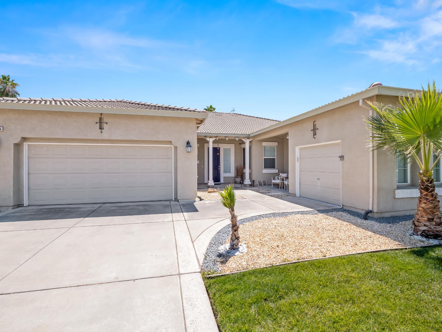 14335 Spyglass Cir, Chowchilla, CA 93610