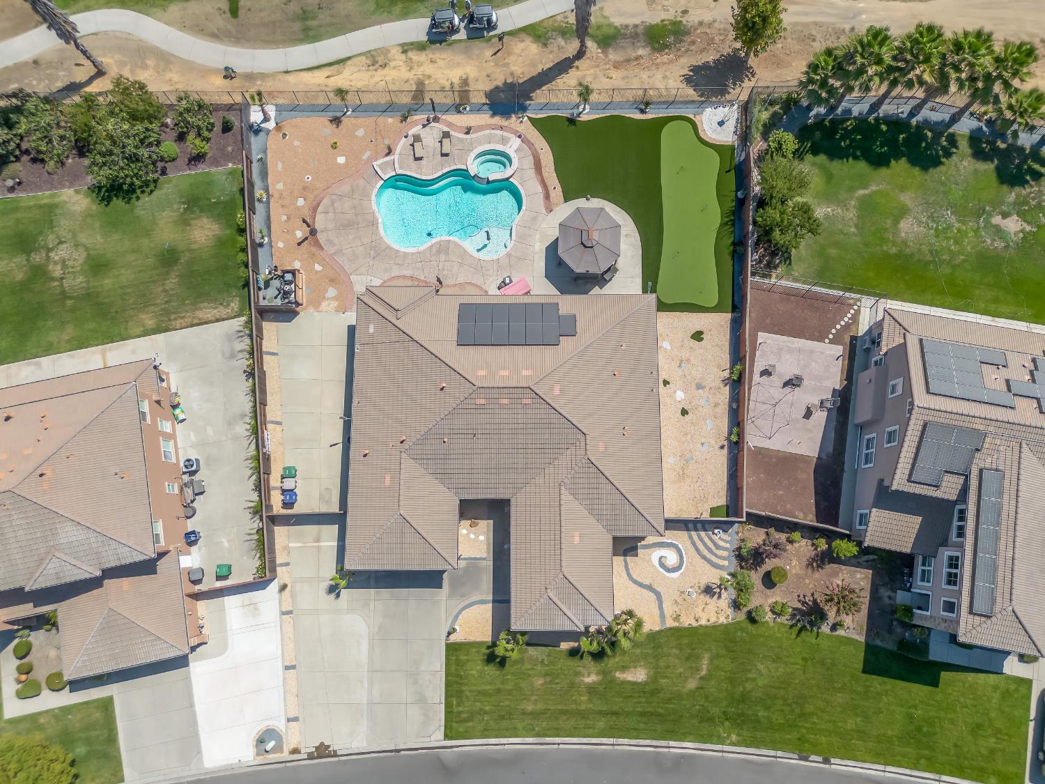 14335 Spyglass Cir, Chowchilla, CA 93610