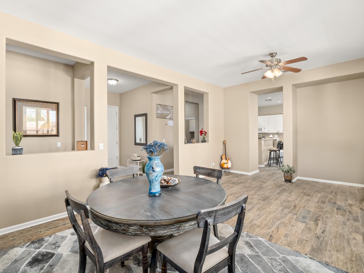 14335 Spyglass Cir, Chowchilla, CA 93610