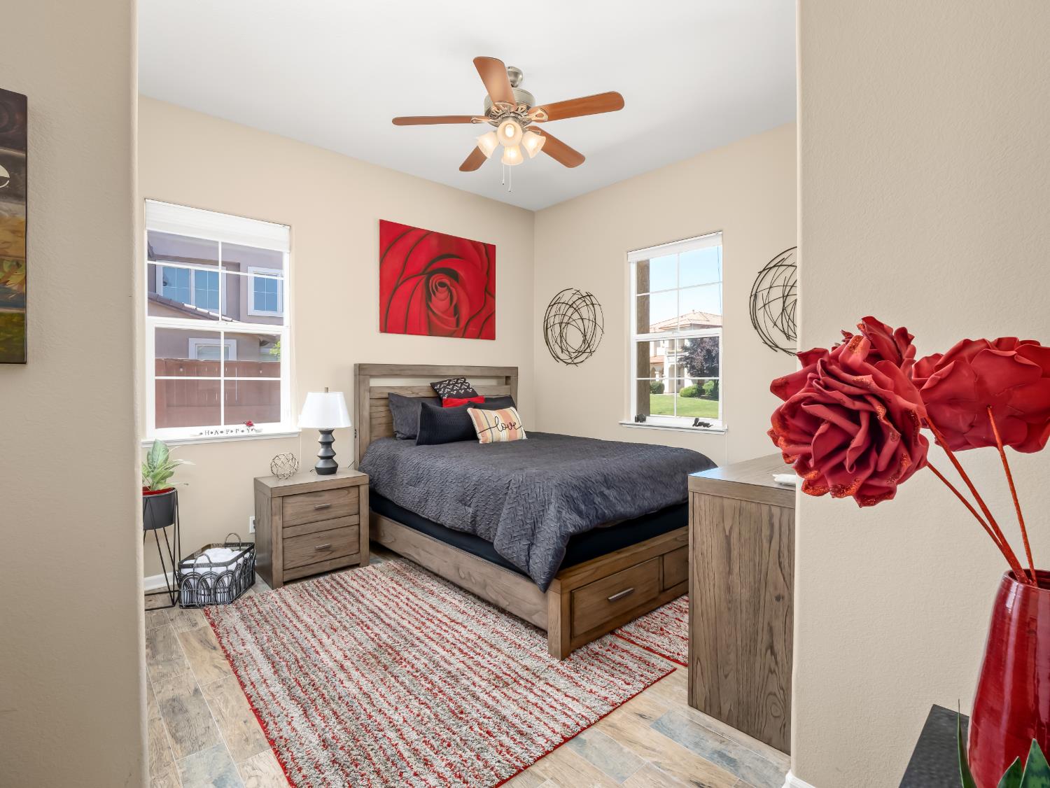 14335 Spyglass Cir, Chowchilla, CA 93610