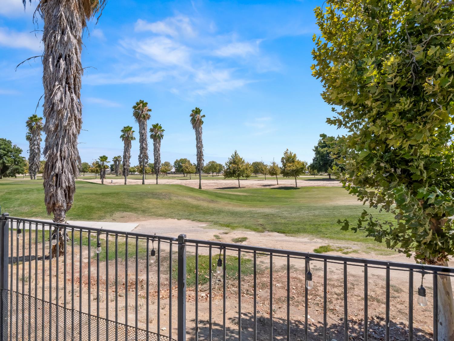 14335 Spyglass Cir, Chowchilla, CA 93610