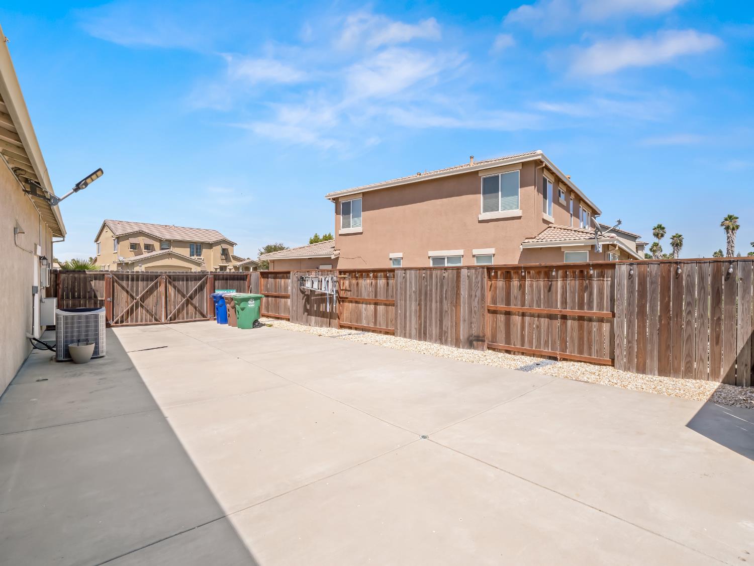 14335 Spyglass Cir, Chowchilla, CA 93610