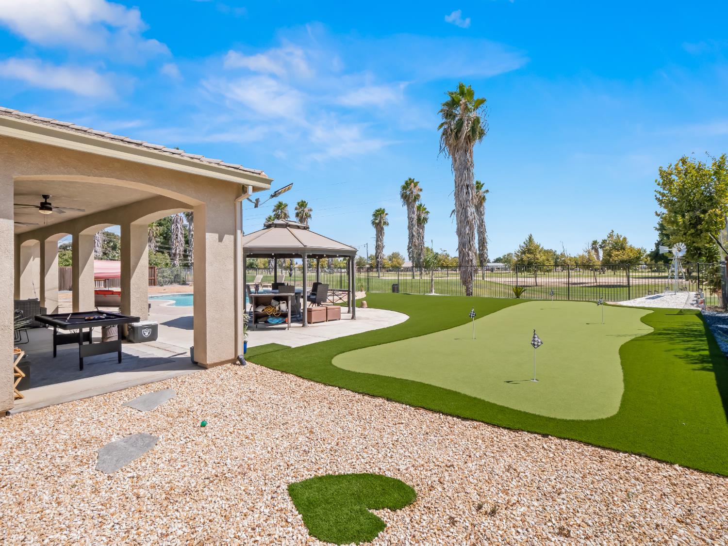 14335 Spyglass Cir, Chowchilla, CA 93610