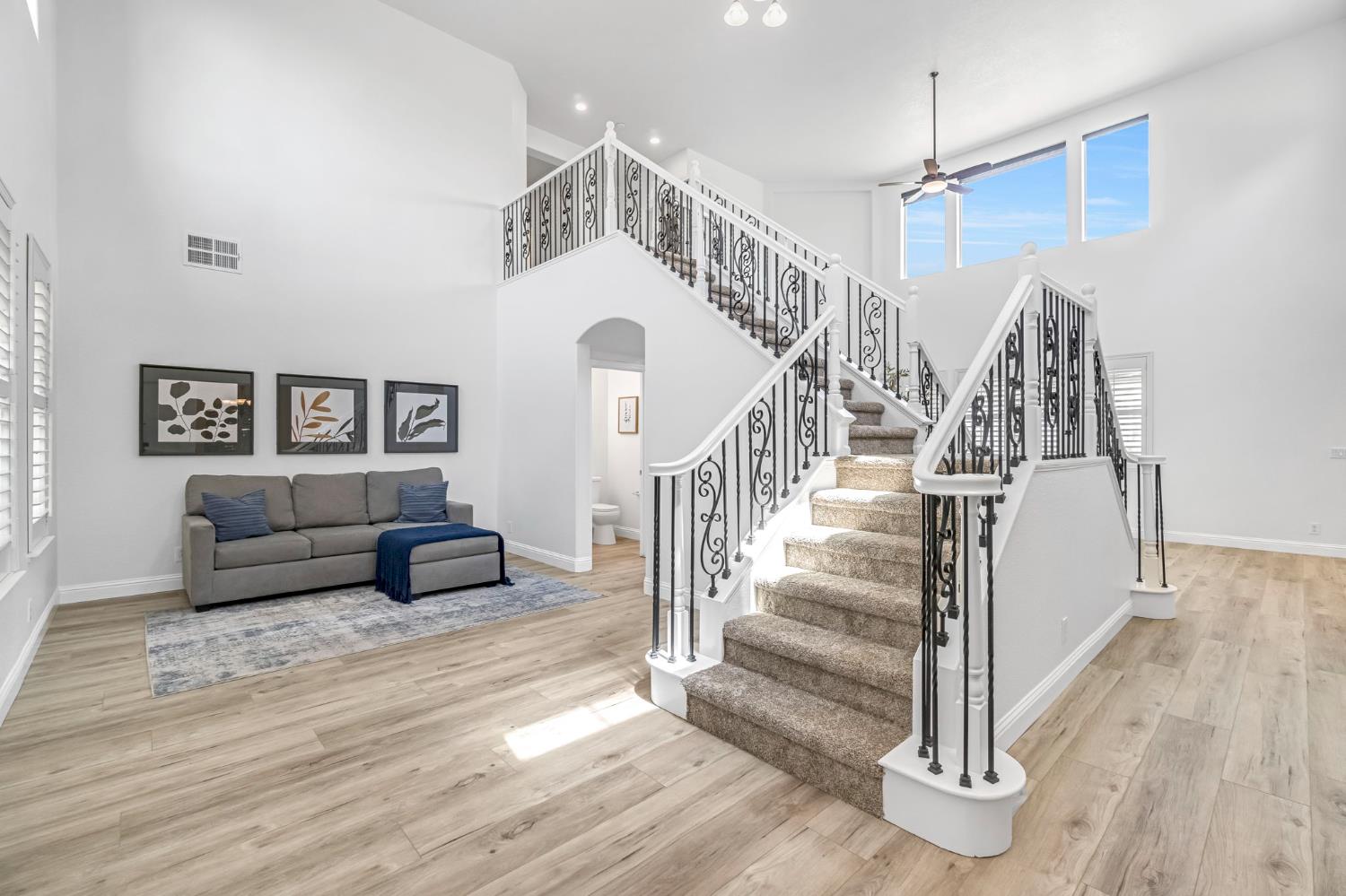 14705 Spanish Bay Way, Chowchilla, CA 93610