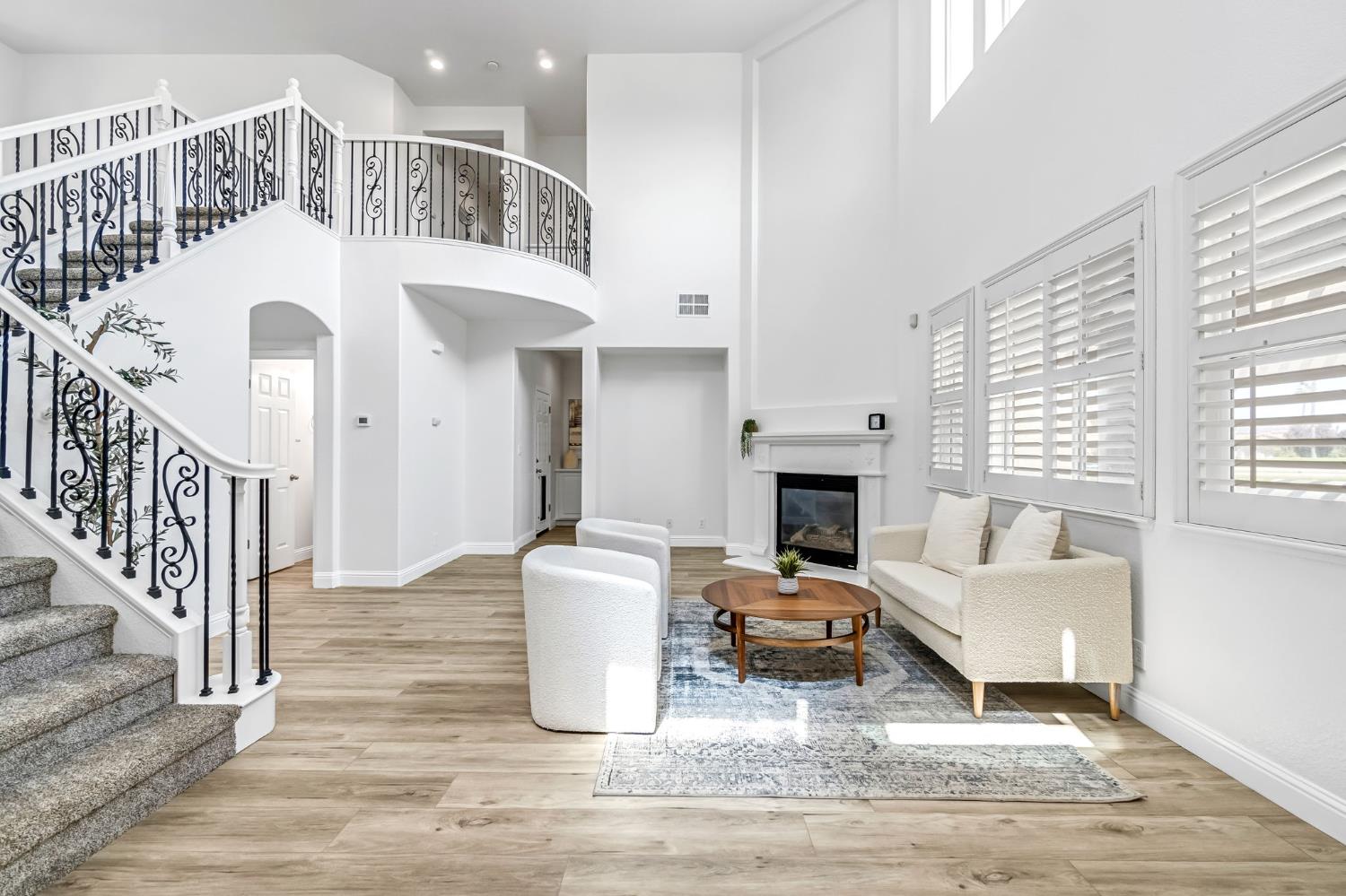 14705 Spanish Bay Way, Chowchilla, CA 93610