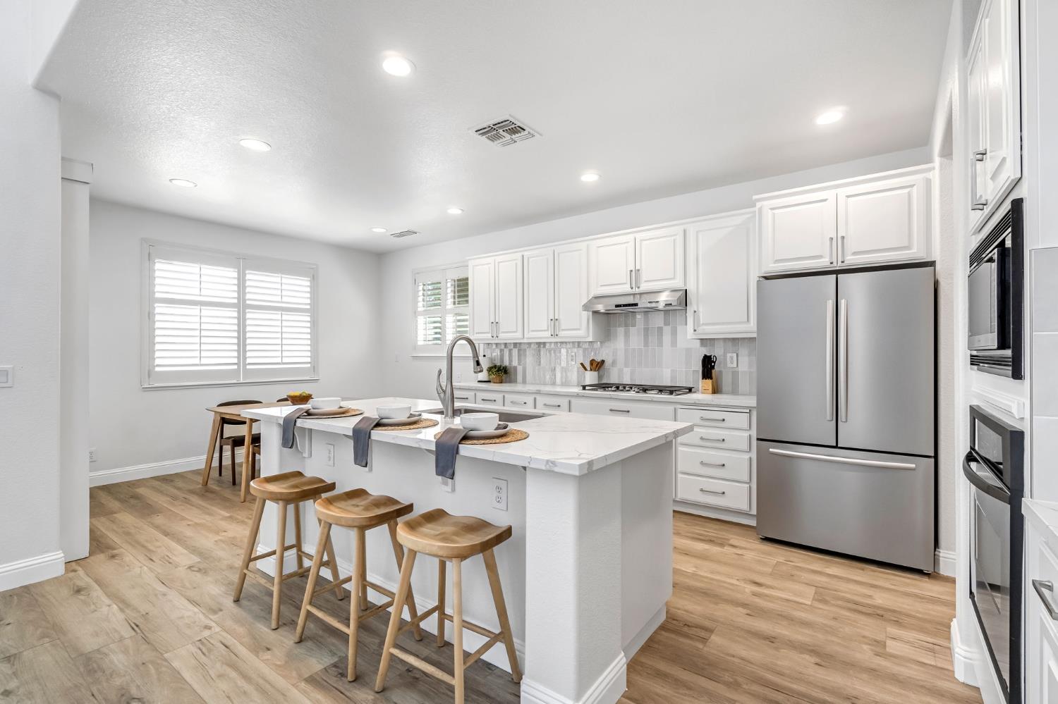 14705 Spanish Bay Way, Chowchilla, CA 93610