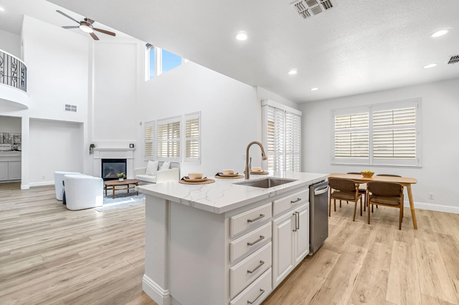 14705 Spanish Bay Way, Chowchilla, CA 93610
