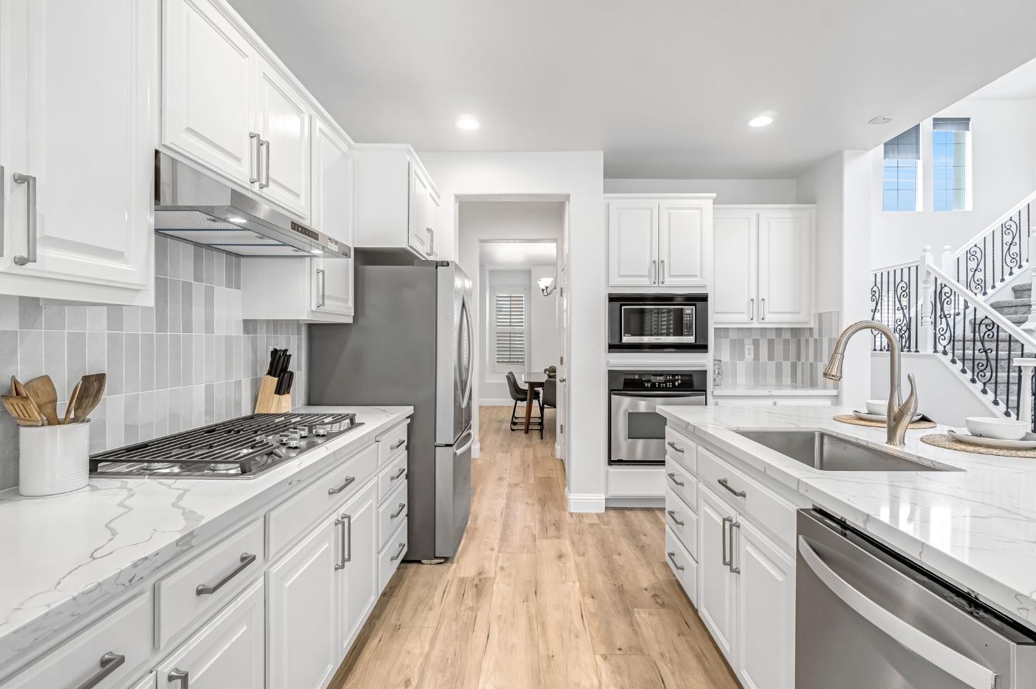 14705 Spanish Bay Way, Chowchilla, CA 93610