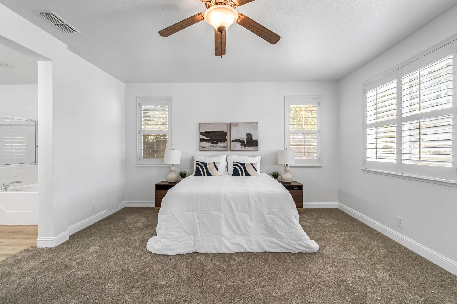 14705 Spanish Bay Way, Chowchilla, CA 93610