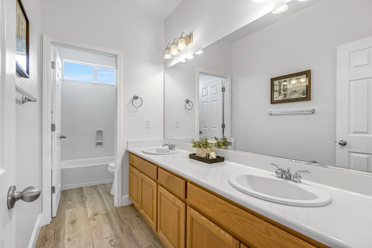 14705 Spanish Bay Way, Chowchilla, CA 93610