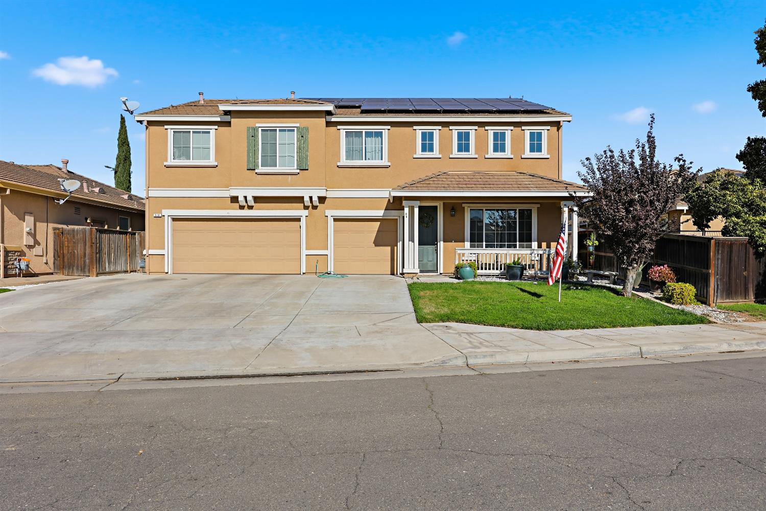 510 Parkridge Dr, Chowchilla, CA 93610