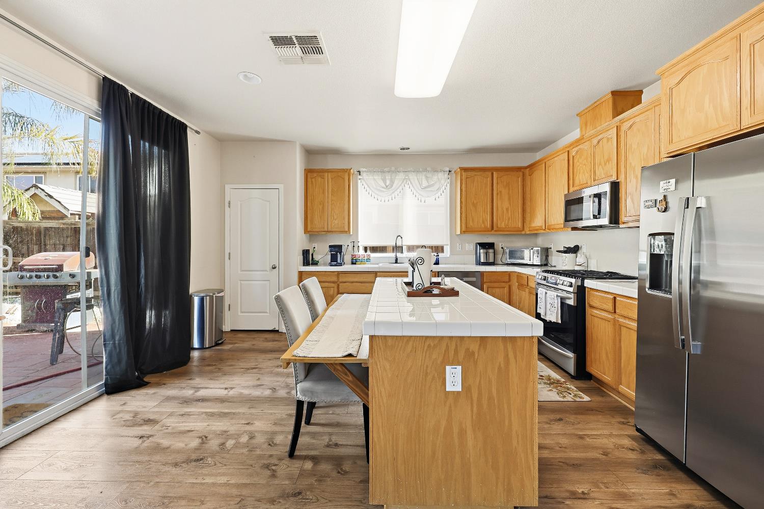 510 Parkridge Dr, Chowchilla, CA 93610