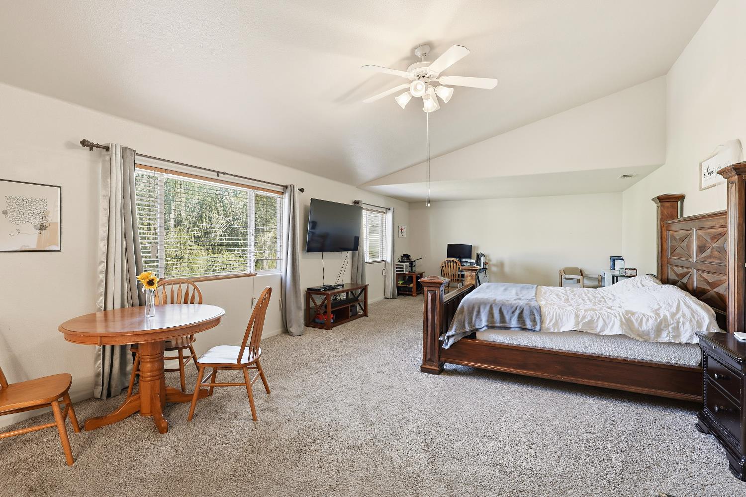 510 Parkridge Dr, Chowchilla, CA 93610