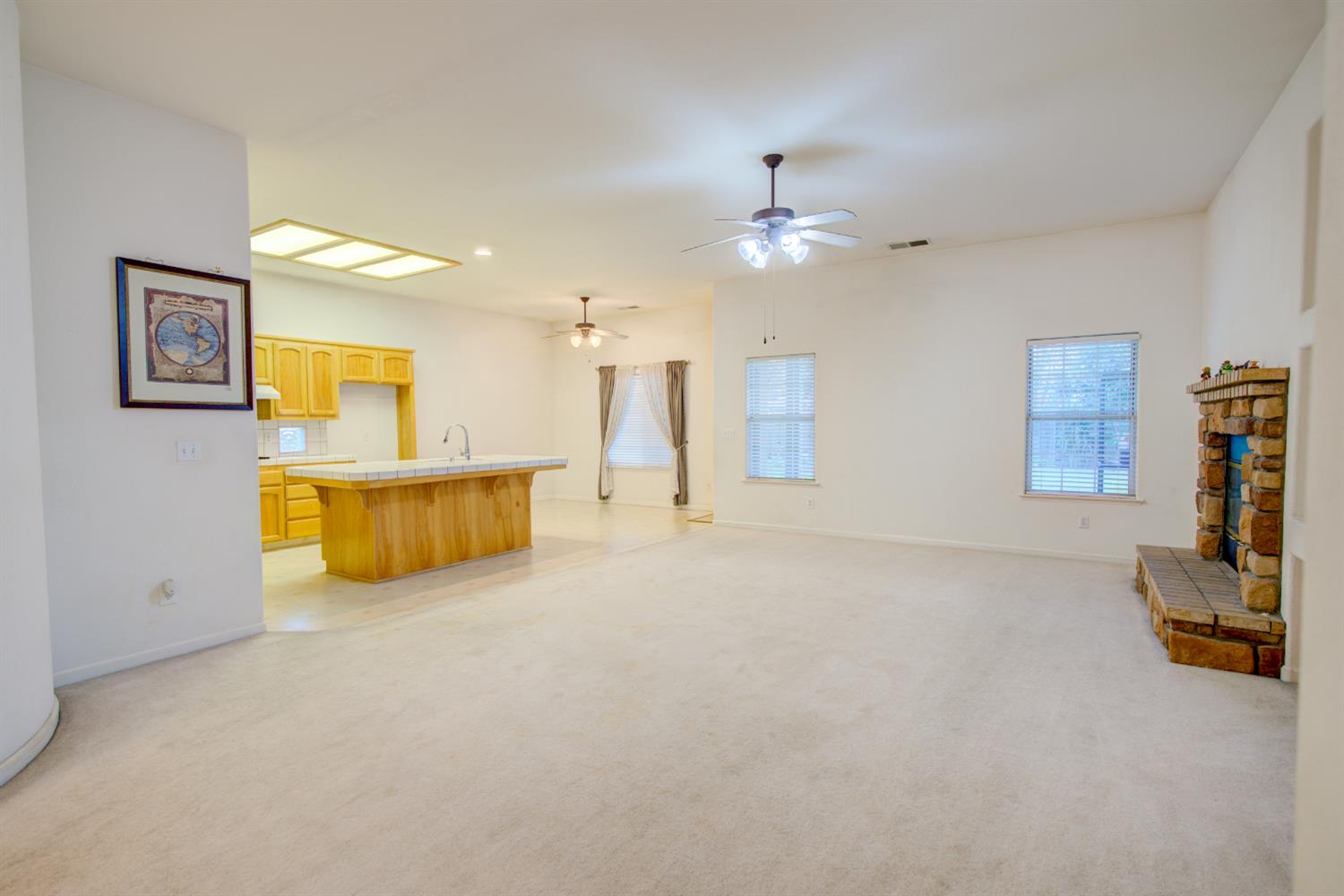 4115 Bella Vista St, Chowchilla, CA 93610